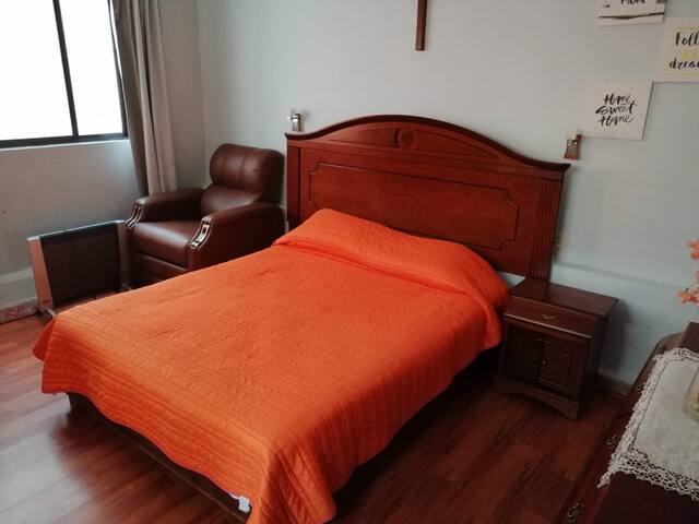 La casa de Vicky .... Habitación cama Queen size