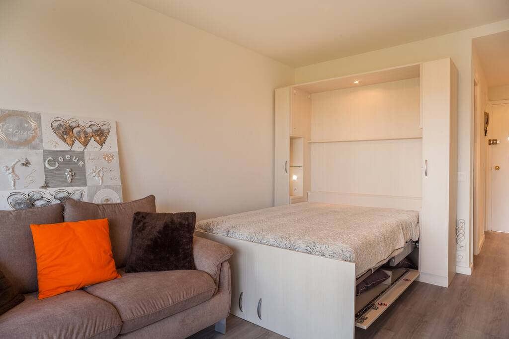 Armoire lit / closet-bed