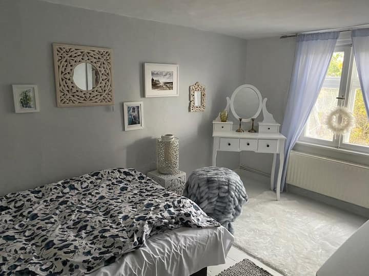 غرفة النوم 1