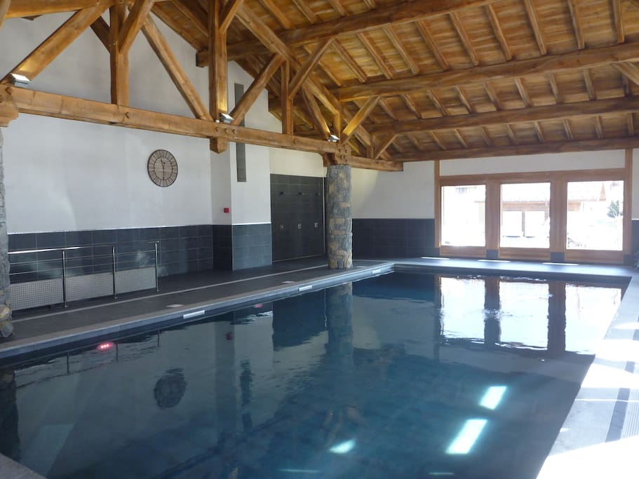 Piscine couverte ouverte toute l'année