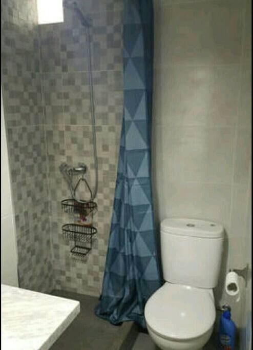 Baño completo.