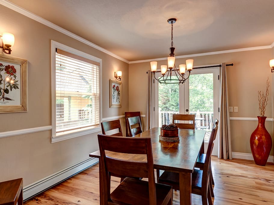 Plenty of seating for 8 guests around the main table. The breakfast bar seats 3 - Chalet Anna, Breckenridge