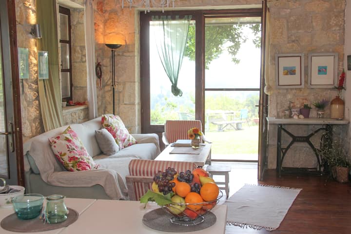 Armonia- Rustic Private Villa With Panoramic Views - Серре