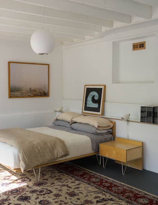 Studio bedroom