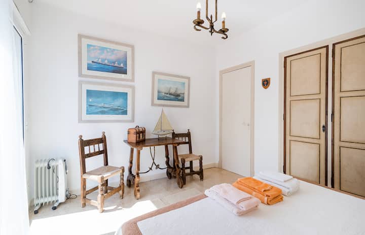 Мала канцеларија за кореспонденција