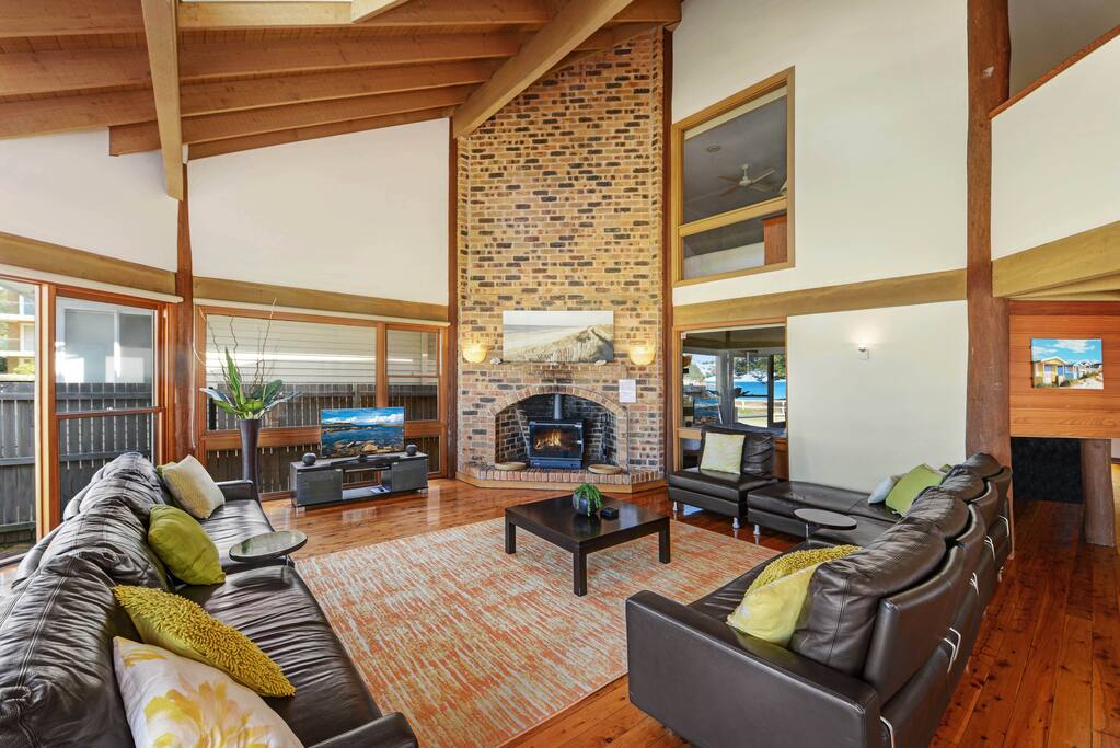 Lounge Room