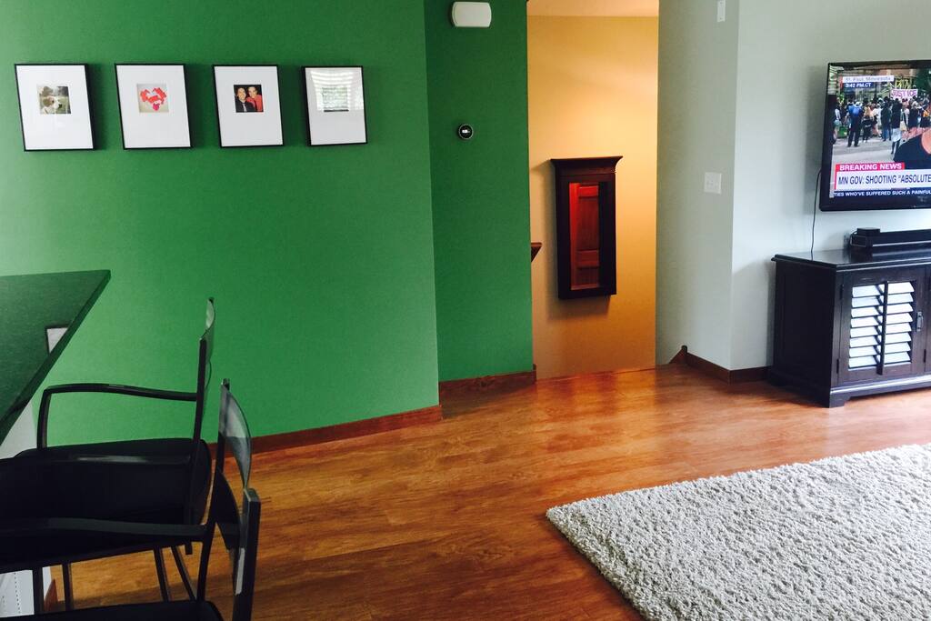 Living Room to front entry & 2 car garage