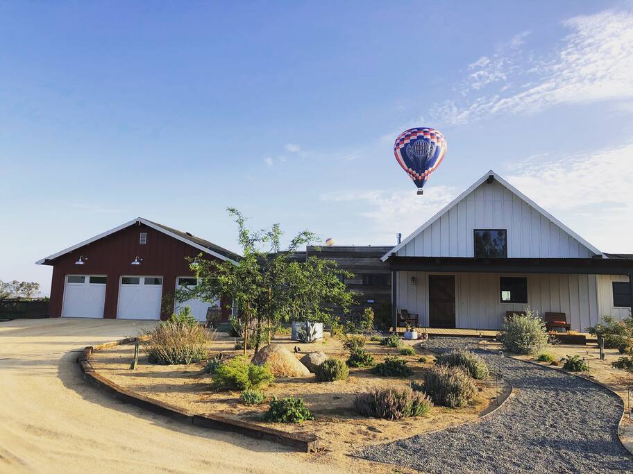 Modern Farmhouse Resort Wine Country Rabbit Room Bed and breakfasts