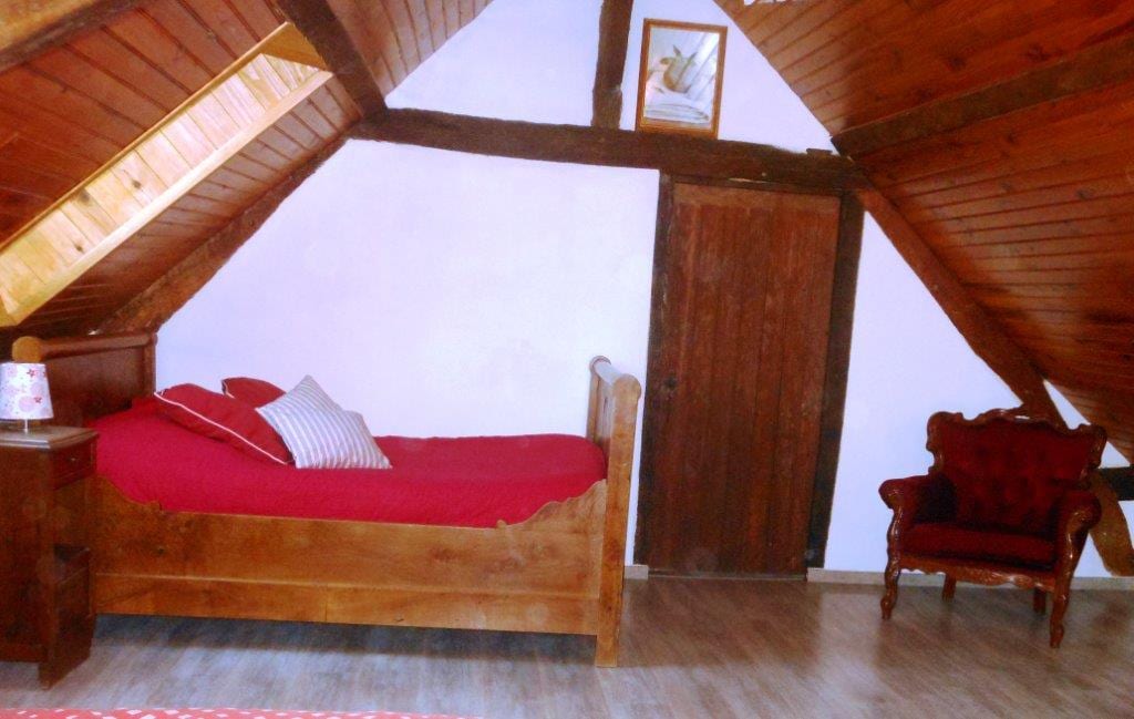 საძინებელი 1