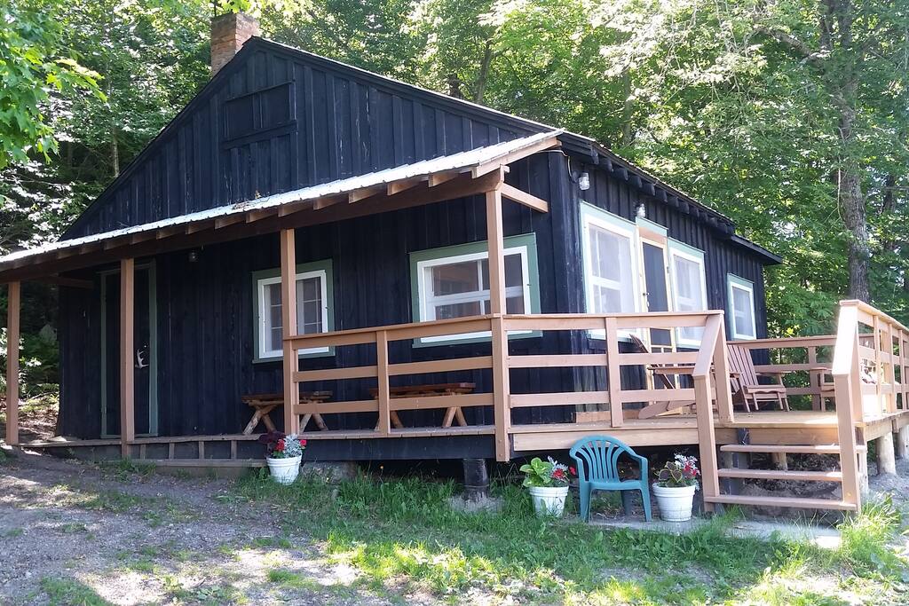 Vacation Rentals, Homes, Experiences & Places - Airbnb
