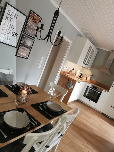 Top Airbnb: The Harz-Butze, "Arrival" - "Vacation" in Braunlage