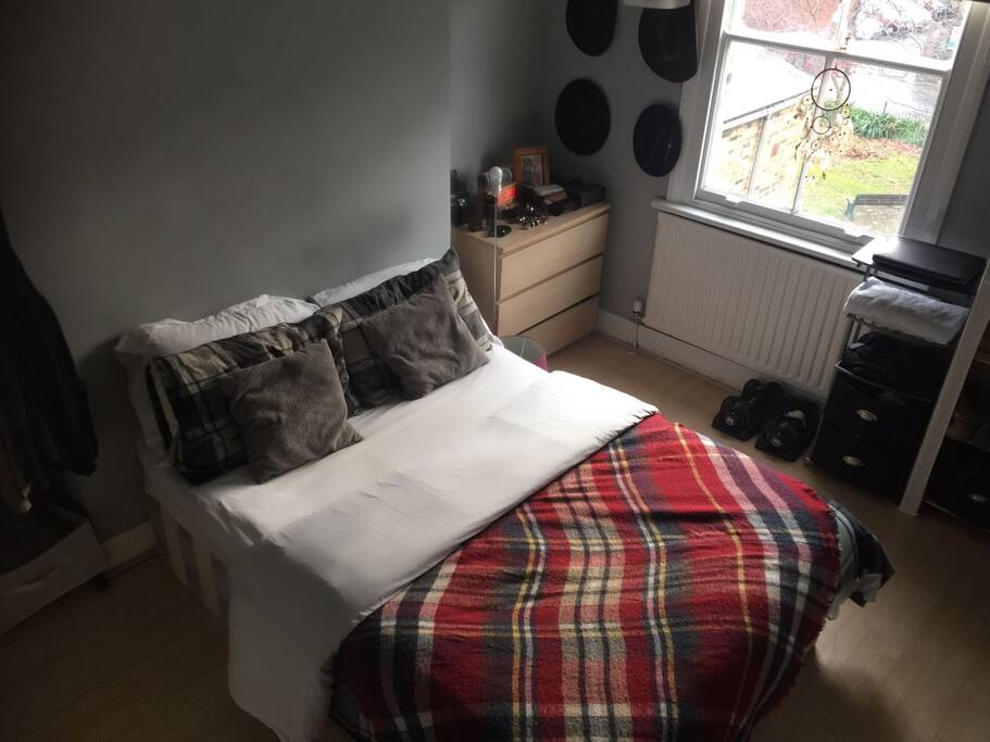 Bedroom with double bed