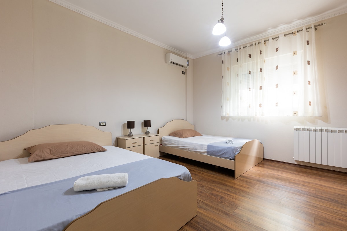 غرفة النوم 2