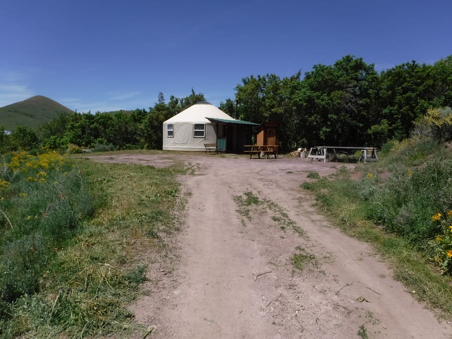 You can drive right to the Yurt. 4WD required in winter.