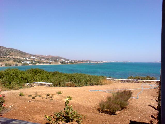 Villa Ilios, beach front Antiparos gallery image 4