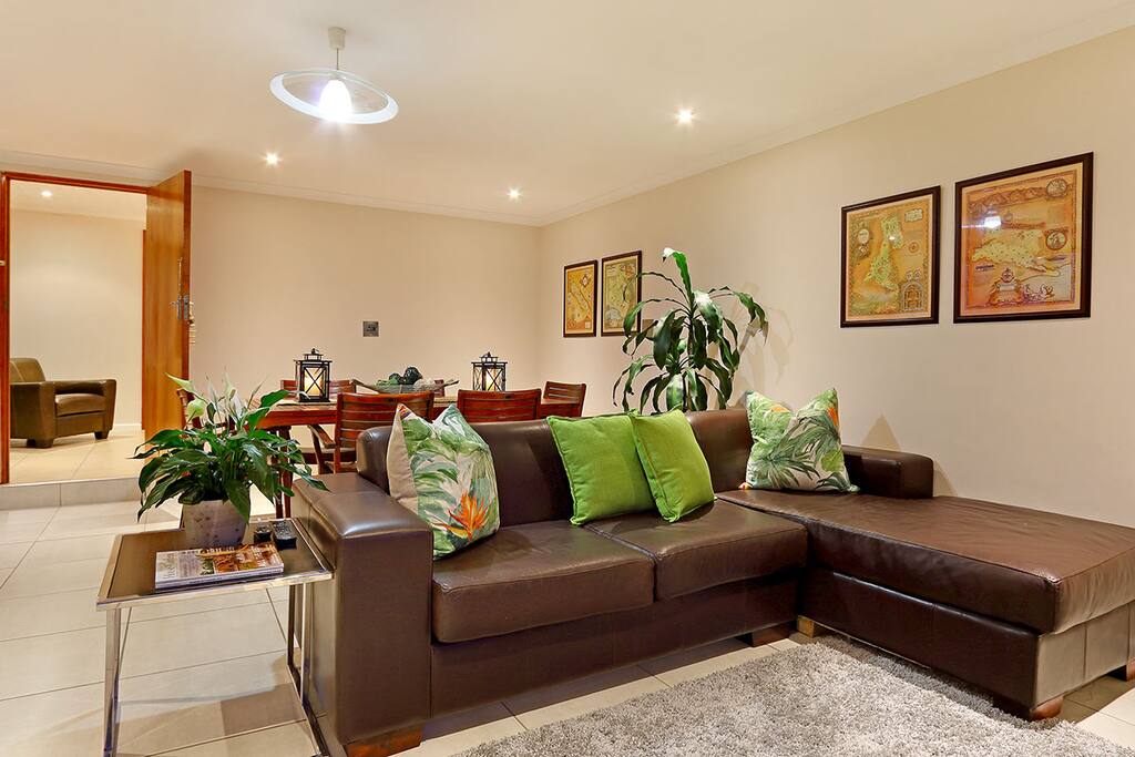 Angel Cottage lounge