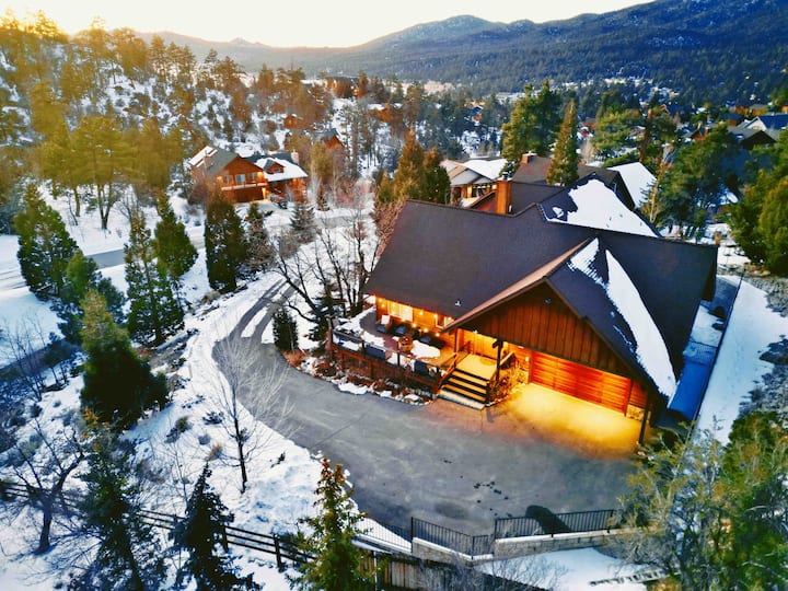 Starlight Chalet-4b4b/near Slope/game Rm/ev Charge - Big Bear Lake, CA