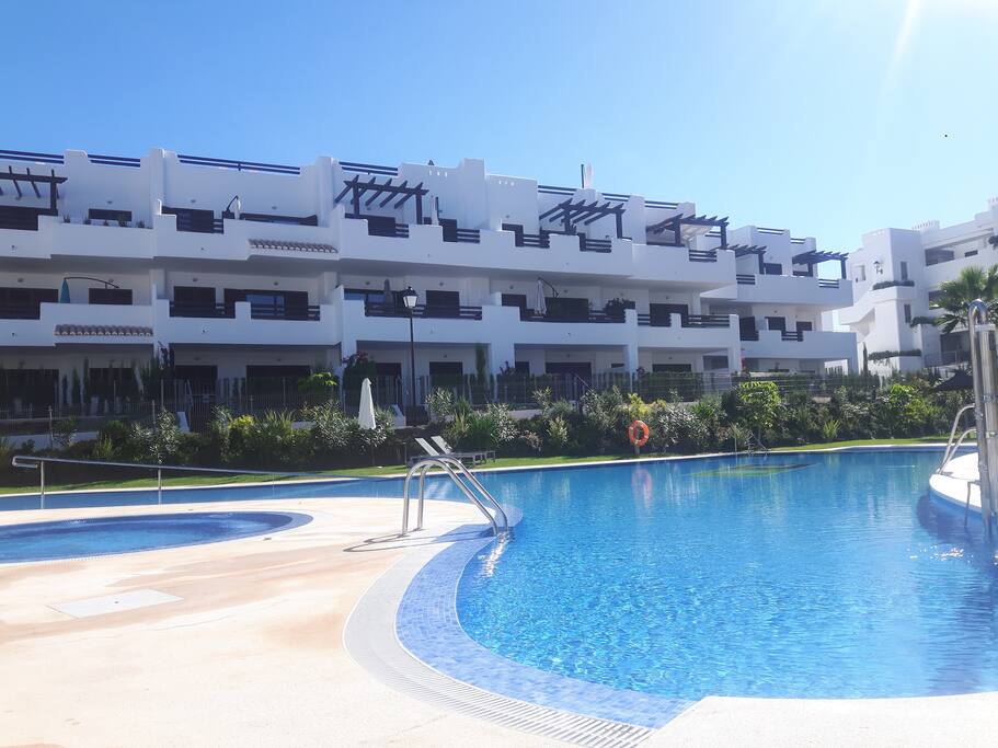 Mar De Pulpi fase 4: 2 large pools, heated jacuzzi's , 2 children pools