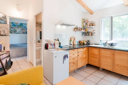 Quiet garden beside the city