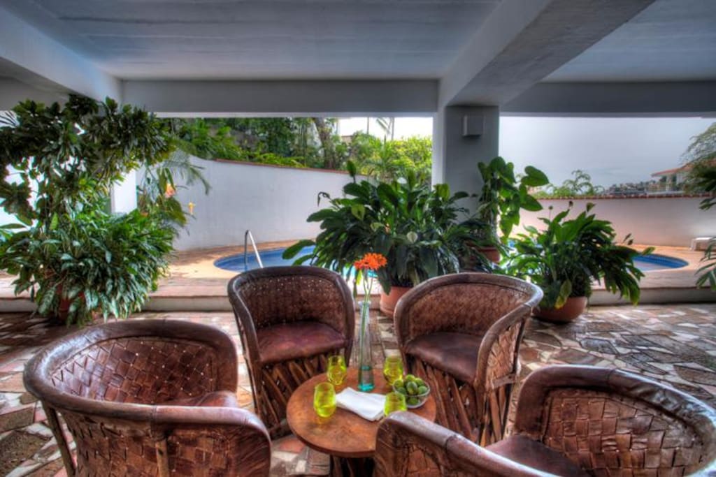 poolside seating