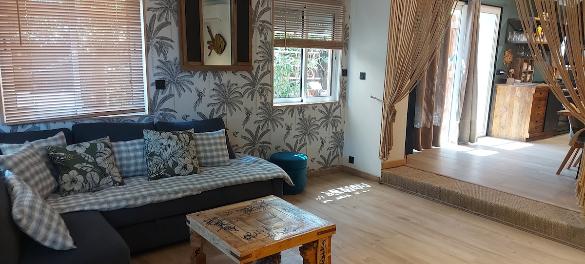 Annonce Airbnb populaire: "L'Hippocampe House" Maisonette à Fréjus