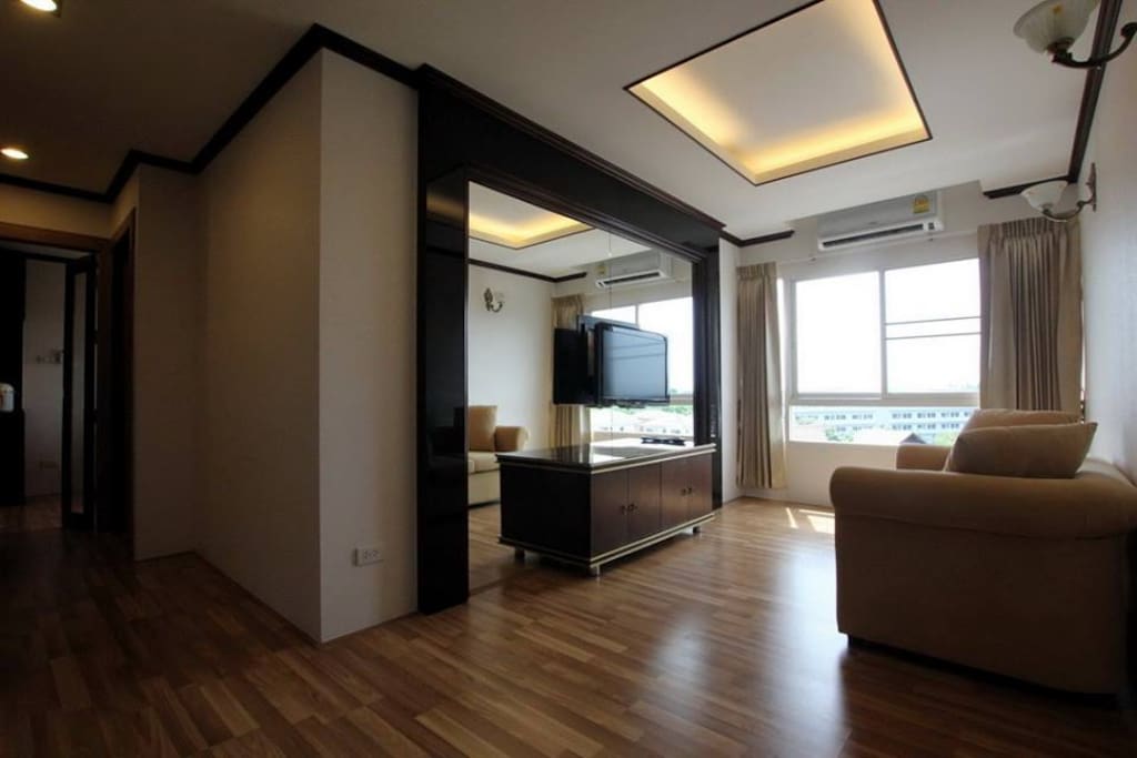 Living/TV room