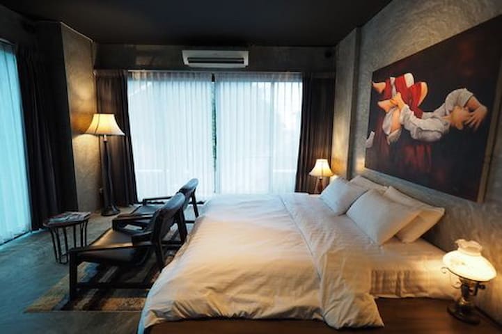 Deep Lounge & Residence (Jazz Club) Krabi Town