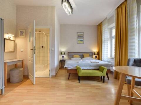 Top Airbnb: 2-bed room with access to an equipped kitchen in Kudowa Zdrój