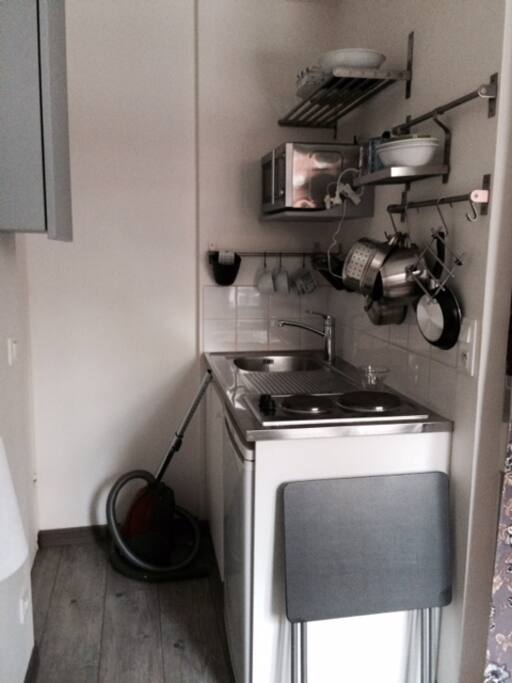 Kitchenette équipée