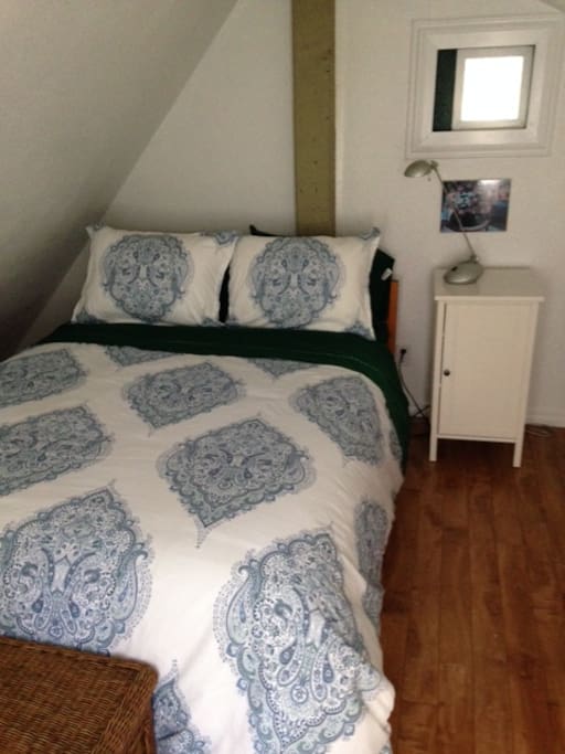 Sleeping loft with double bed