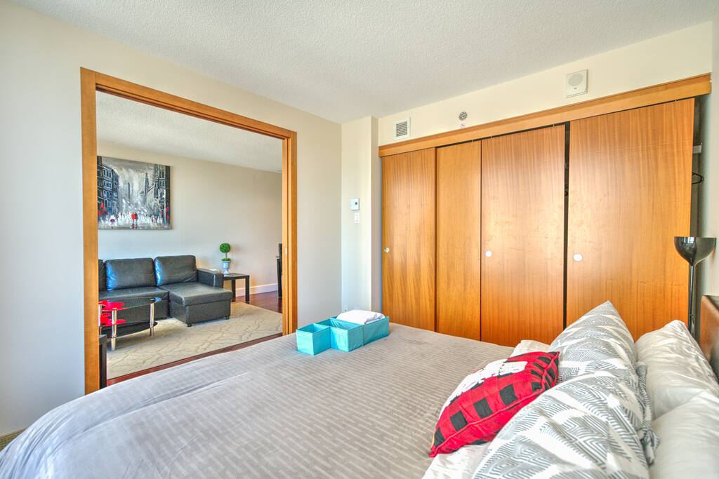 Bedroom+Closet+Salon