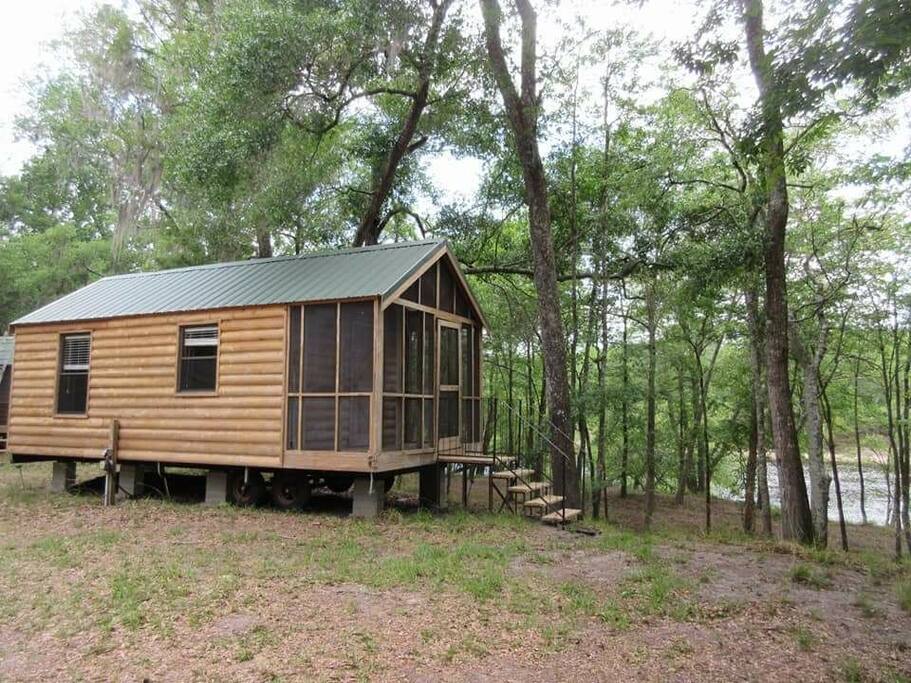 Riverfront Cabin