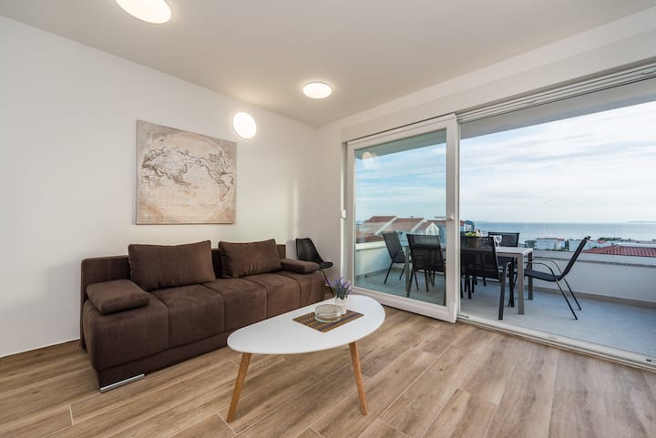 Banta B Two-bedroom Apartment With Pool - Novalja