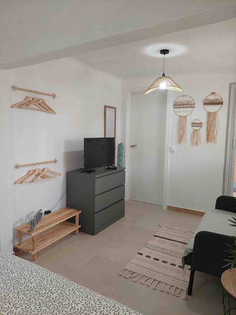 Top Airbnb: Grandma's House - Beach House em Costa Da Caparica