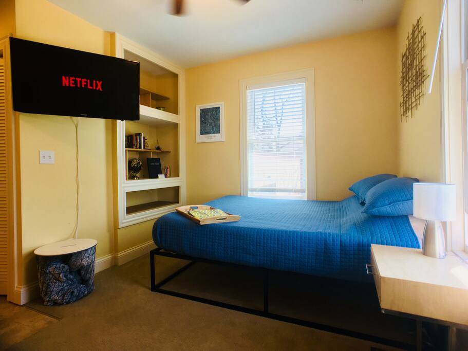 Enjoy included Netflix, Youtubetv, and other entertainment.