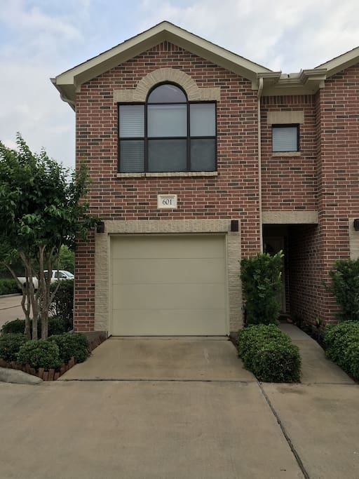 Front of townhome