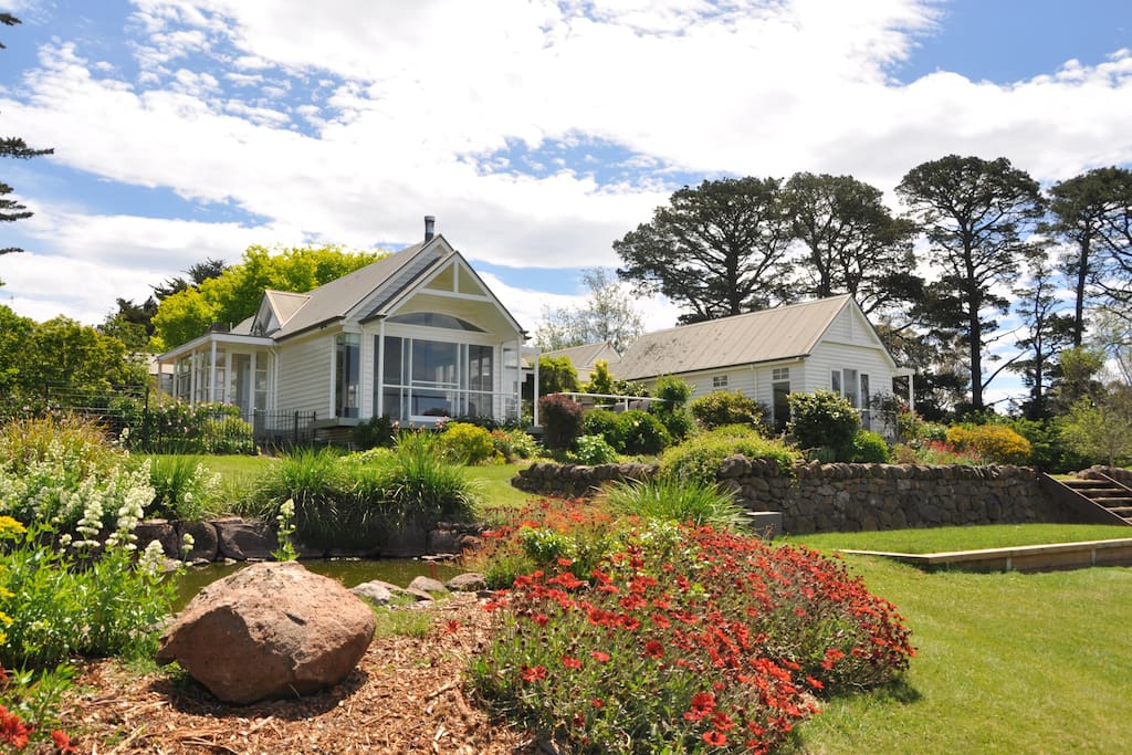 Beautiful gardens with amazing views of the country side