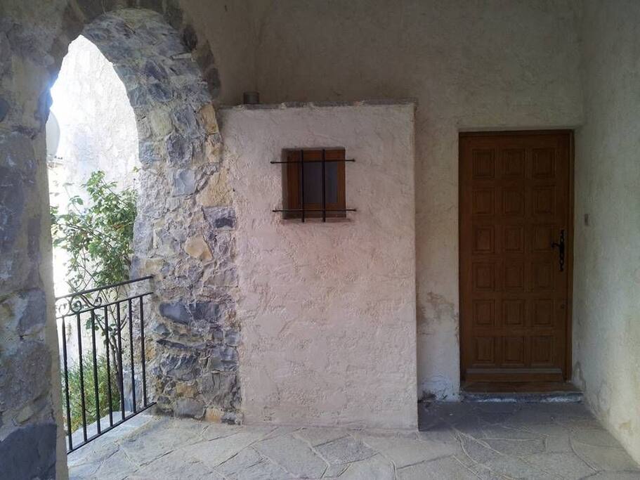 Entrée de la Maison