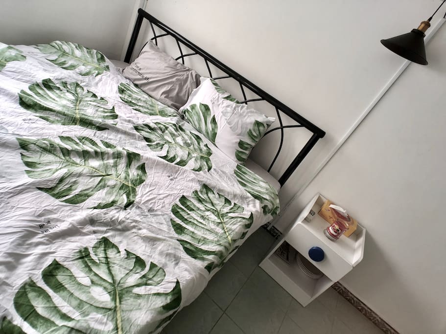 The first king bed. It nexts to the window. Well, its energetic.