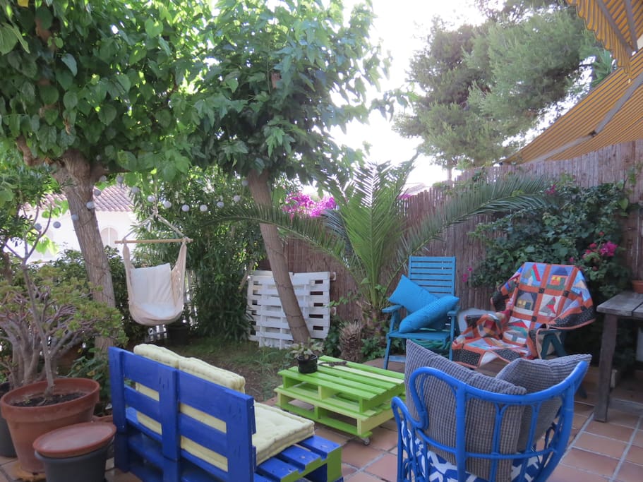 Patio delantero / Front yard