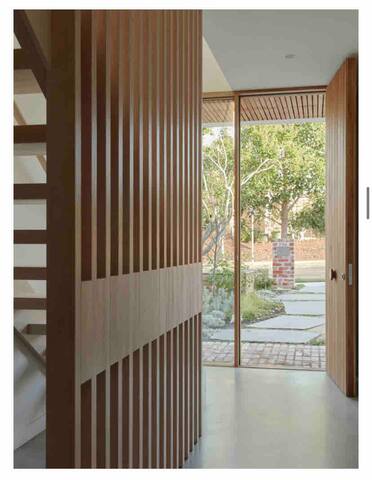 Thornbury Townhouse gallery image 5