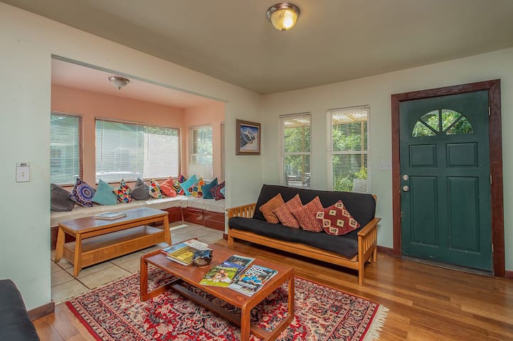 Eclectic Midtown home in the Heart of Tallahassee