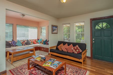 Eclectic Midtown home in the Heart of Tallahassee