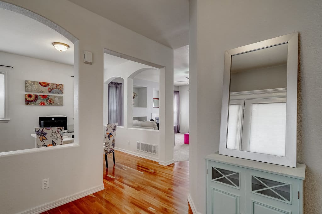 Entry way
