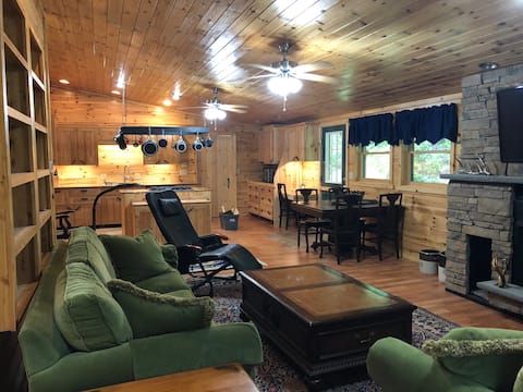 Cross Fork Pine Lodge - cabaña 1BR "Trout 's Stream"
