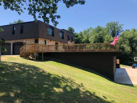Luxury Family Home - Near Lake Michigan
