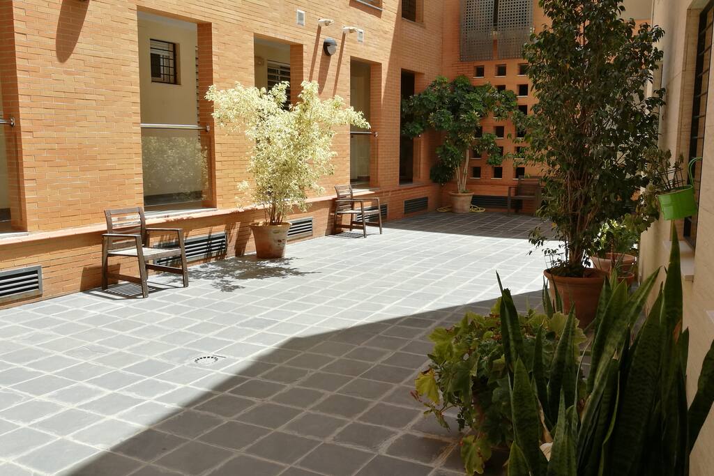 Patio de vecinos