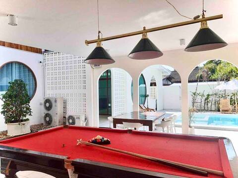 Lalin pool villa