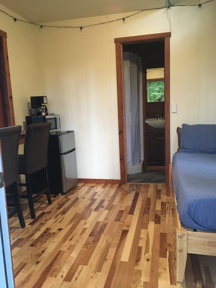 Ambienti i dhomës së gjumit