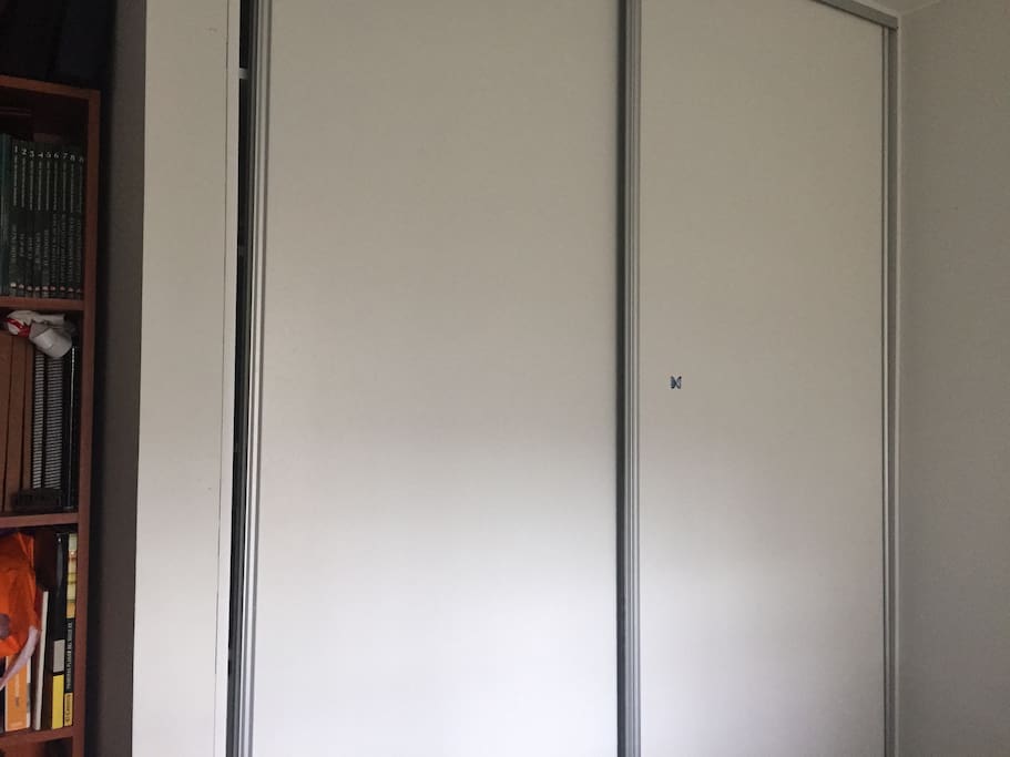 Amplio closet